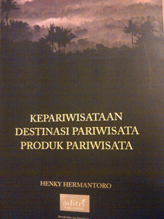 Kepariwisataan Destinasi Pariwisata Produk Pariwisata